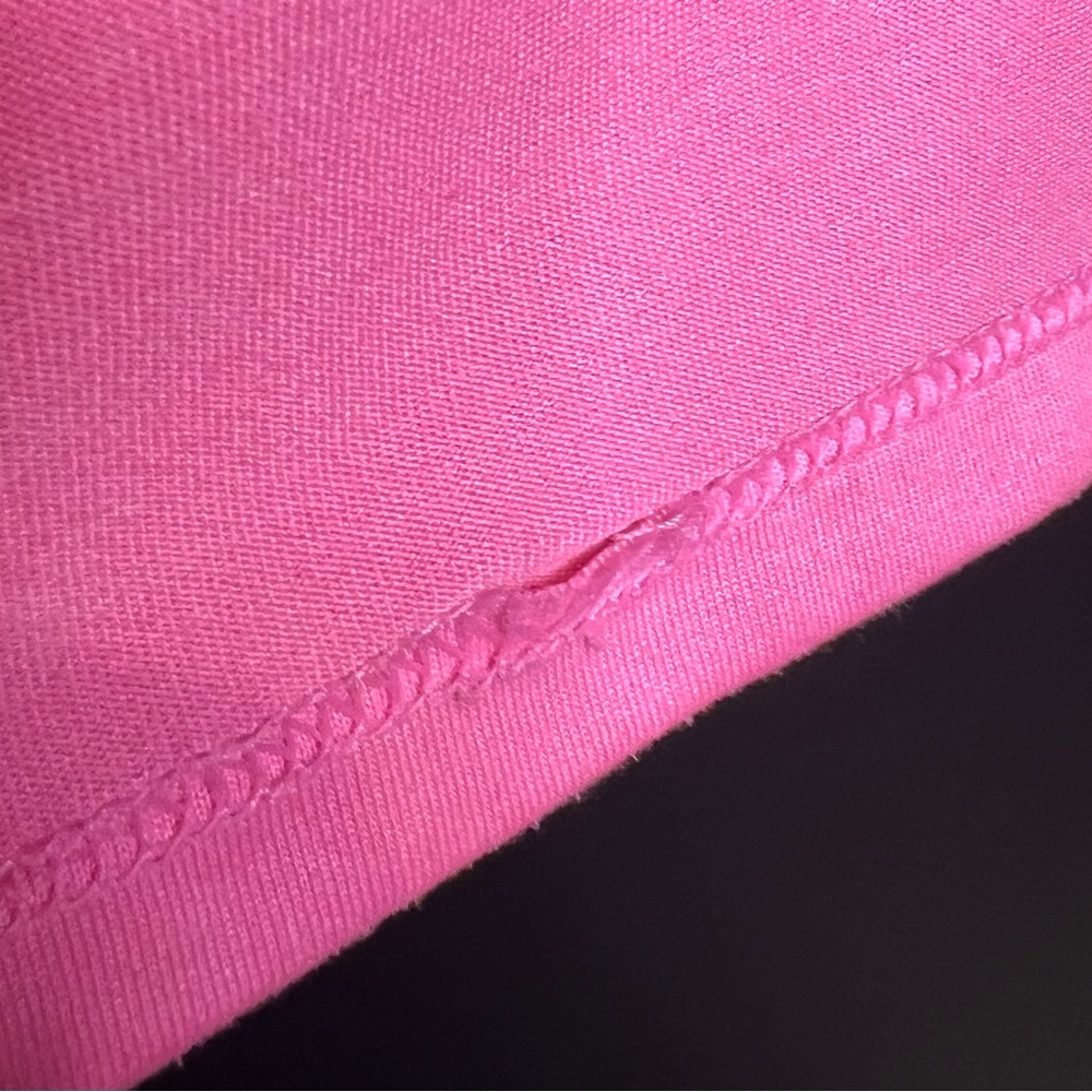 NIKE Dri-Fit pink v-neck t-shirt - Picture 9 of 9